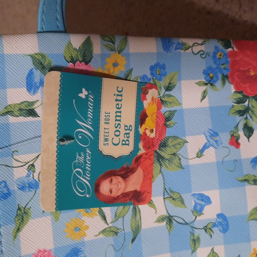 Pioneer Woman Sweet Rose Cosmetic Bag - Picture 2 of 5